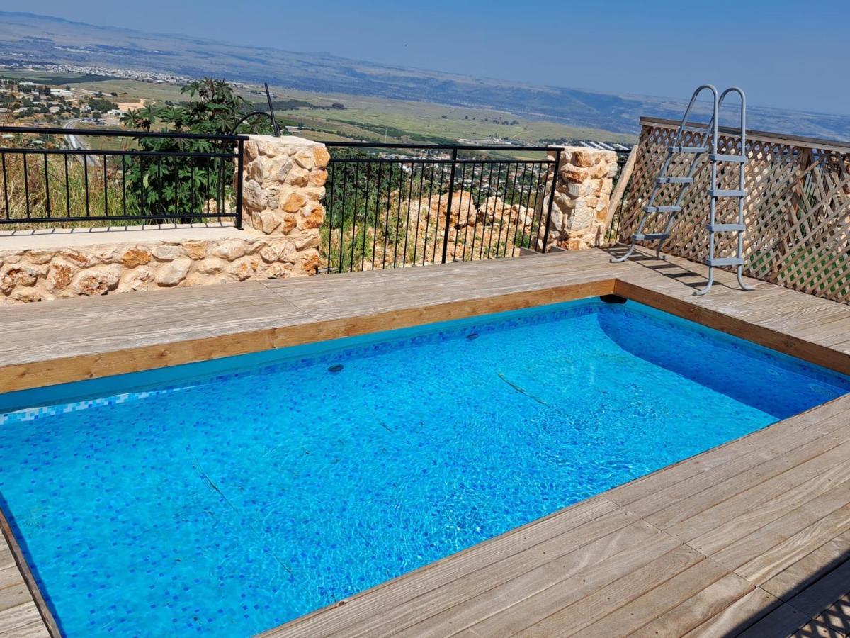 צימר בקתה מול הנוף Safed Exteriör bild